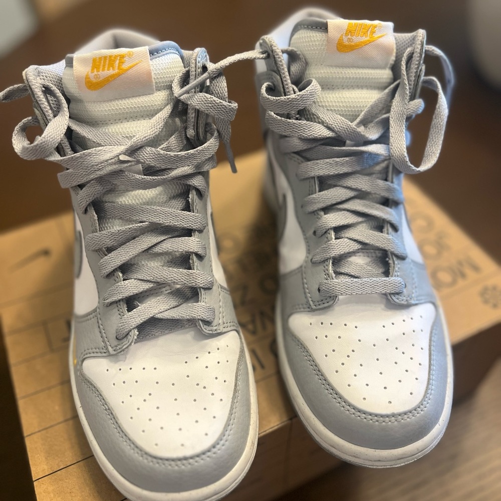 Wolf grey Nike dunk